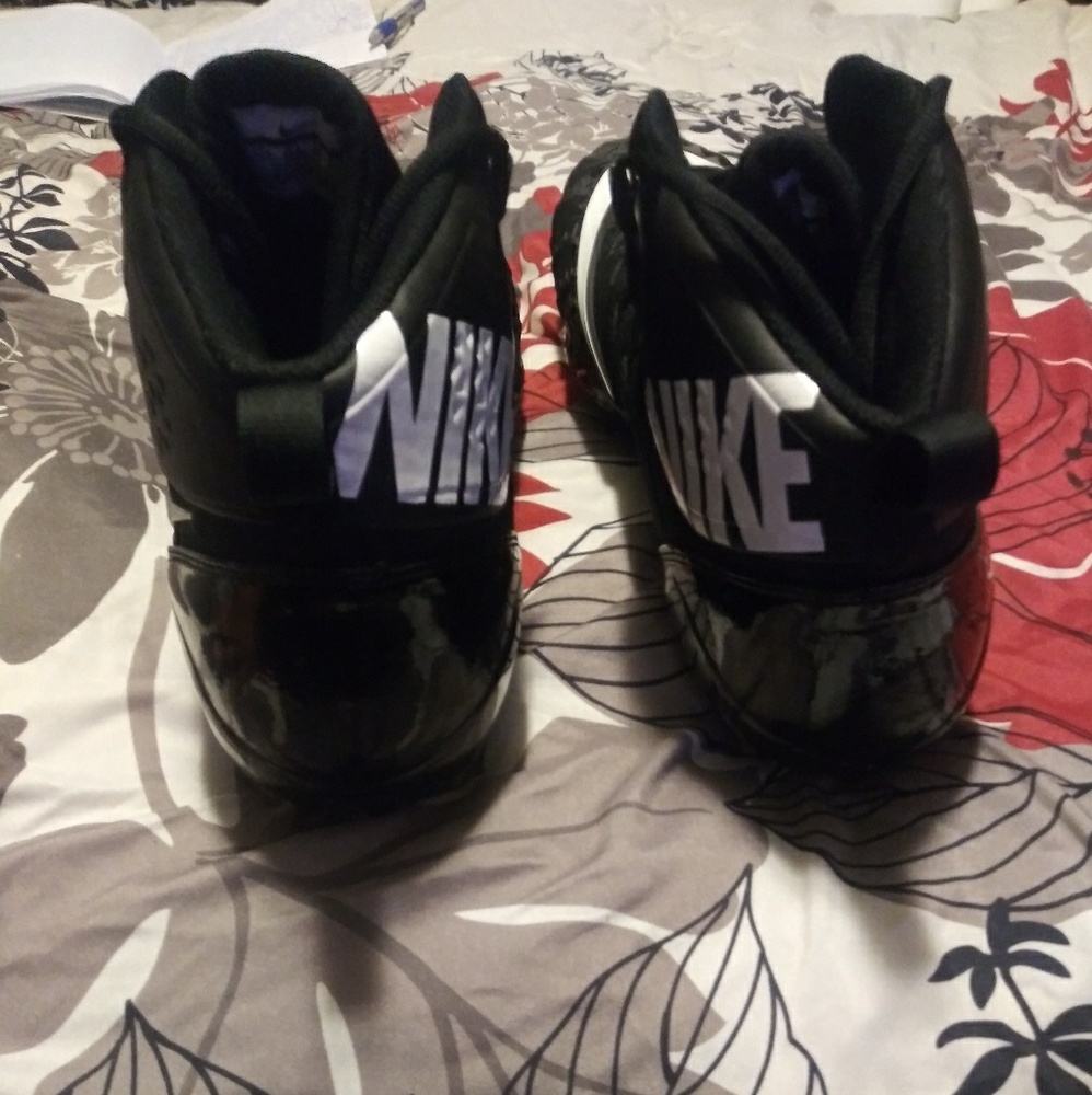 Nike cleats - Picture 5 of 5